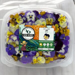 viola-pansy-edible-flowers-montreal-resto-fine-cuisine-casa-verde-restaurant-ingredients-hero2